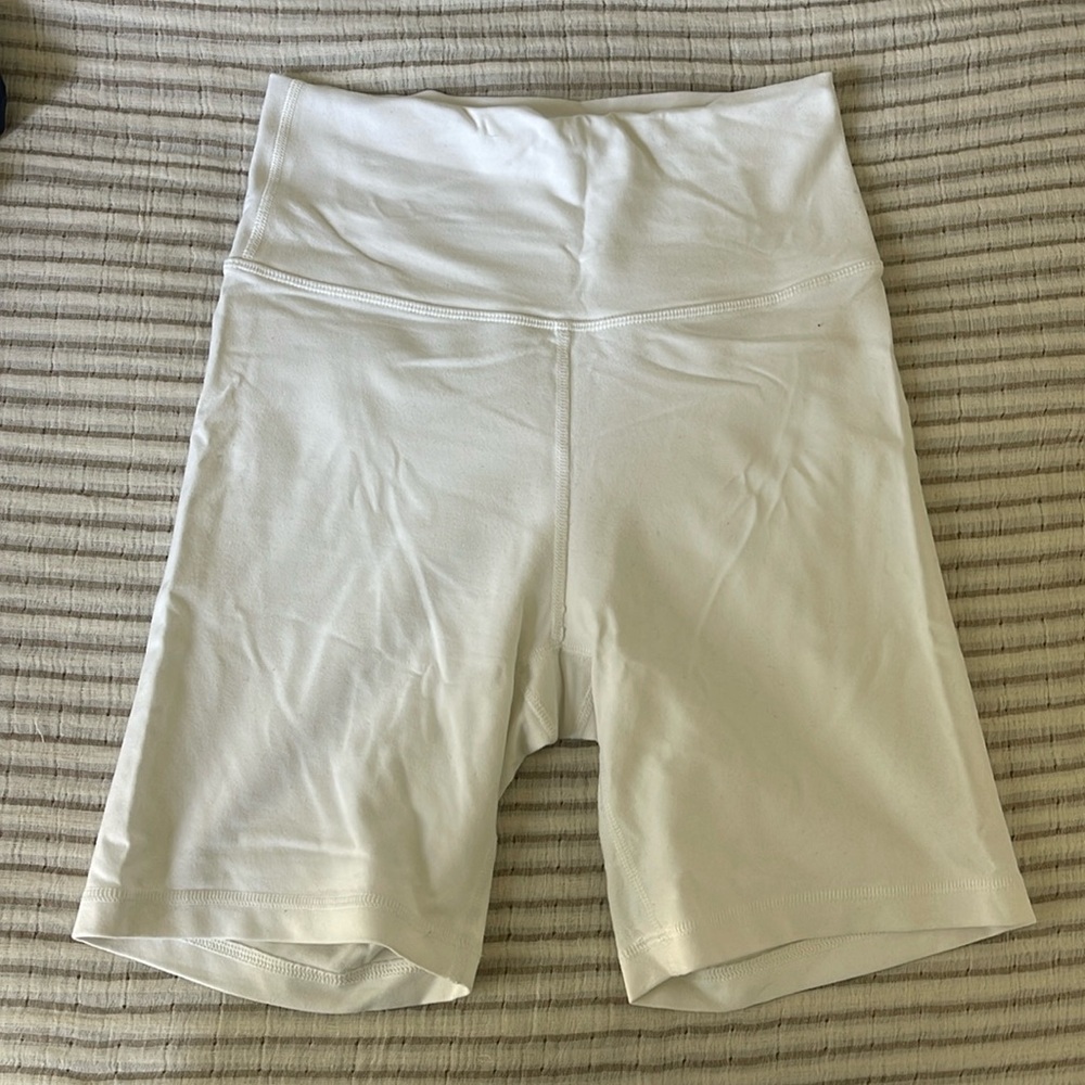 Aritzia biker short